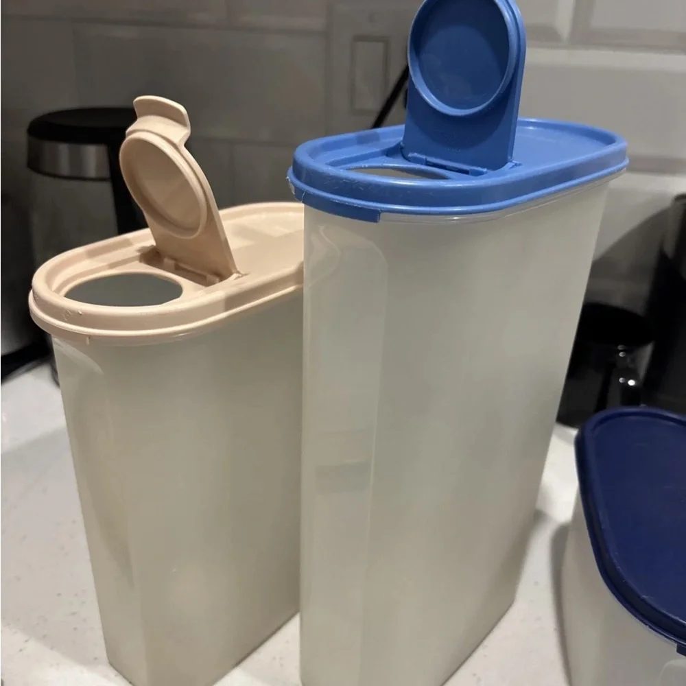 Tupperware Oval Modular Mates With Easy Pour Spout Lids SZ 2,3,4,5 Bundle set